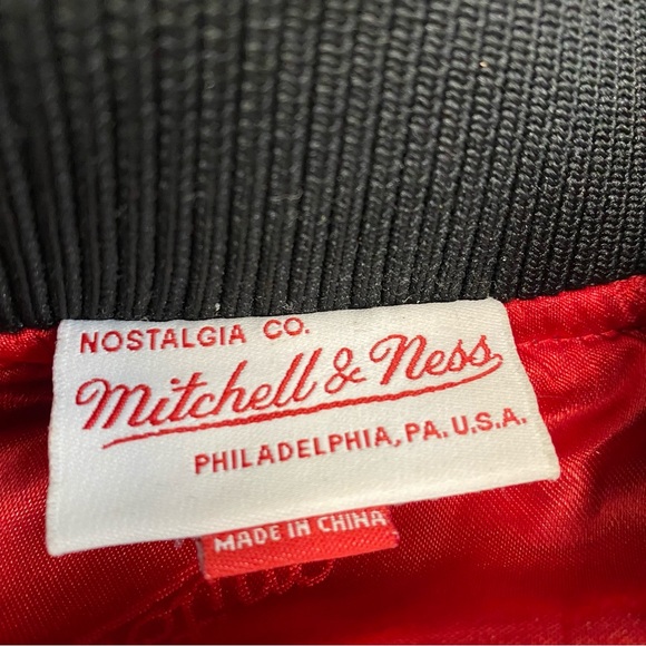 Mitchell & ness Chicago Bulls 🏀 - Picture 2 of 11